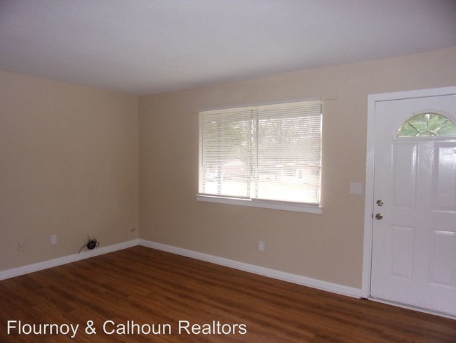 Foto del edificio - 3 br, 1 bath House - 932 Kirkland Drive