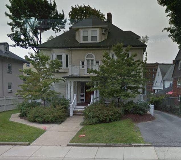 Building Photo - 72 Englewood Ave