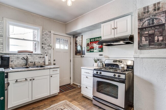 Foto del edificio - 4158 Prescott Ave