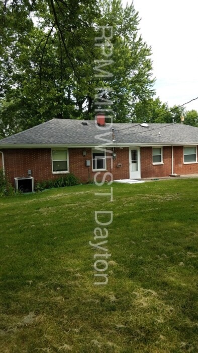 Primary Photo - 1632 Arrowwood Rd