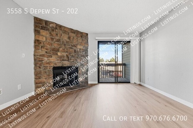 Building Photo - 3558 S Depew St