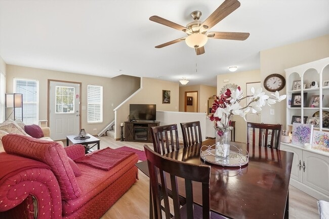 Foto del edificio - 315 Ogden Falls Blvd