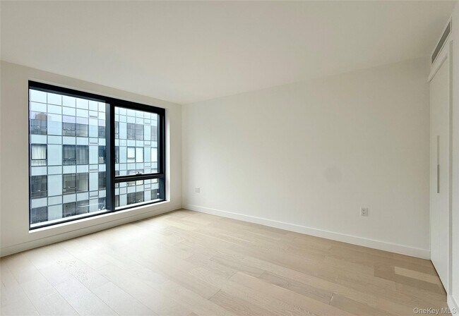 Foto del edificio - 144-49 Northern Blvd
