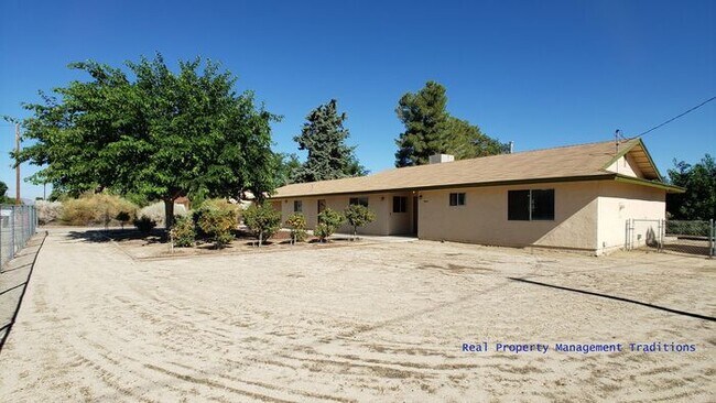 Foto del edificio - Beautifully upgraded Littlerock home!
