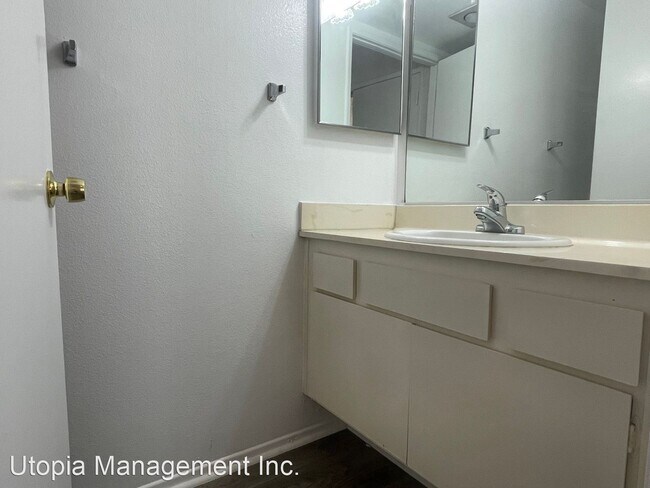 Building Photo - 3 br, 2.5 bath House - 3732 Damiana Dr