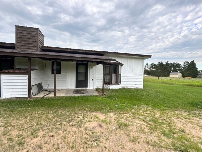 Building Photo - 4945 Jackpine Rd NW