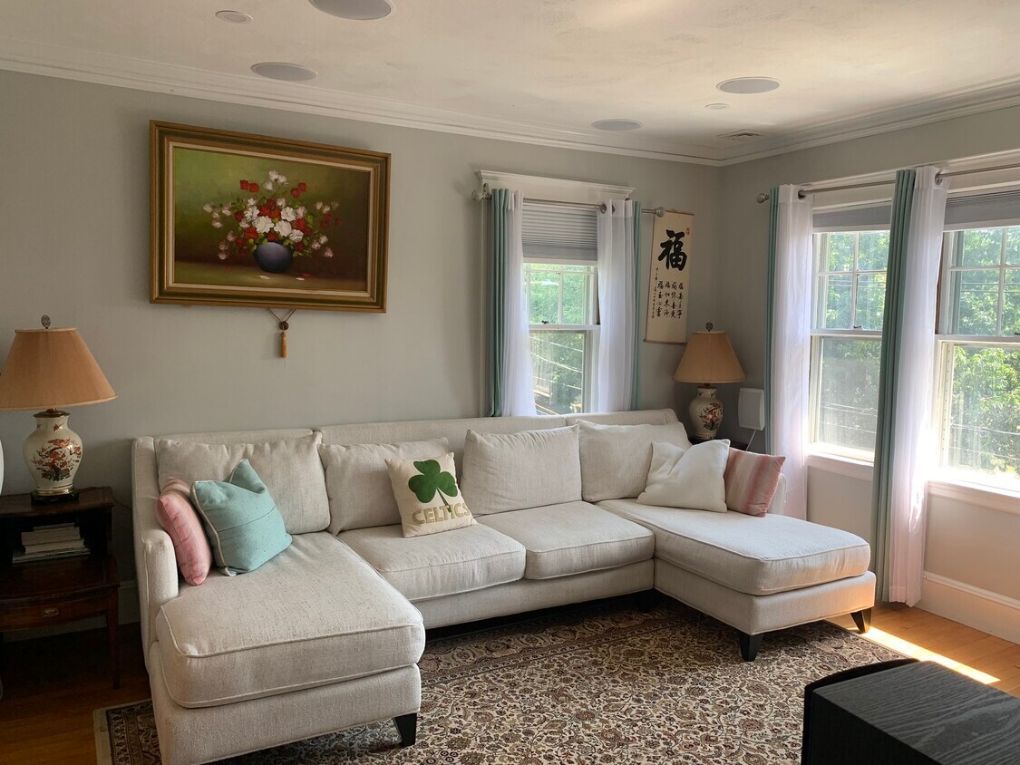 Foto principal - 1045 Adams St