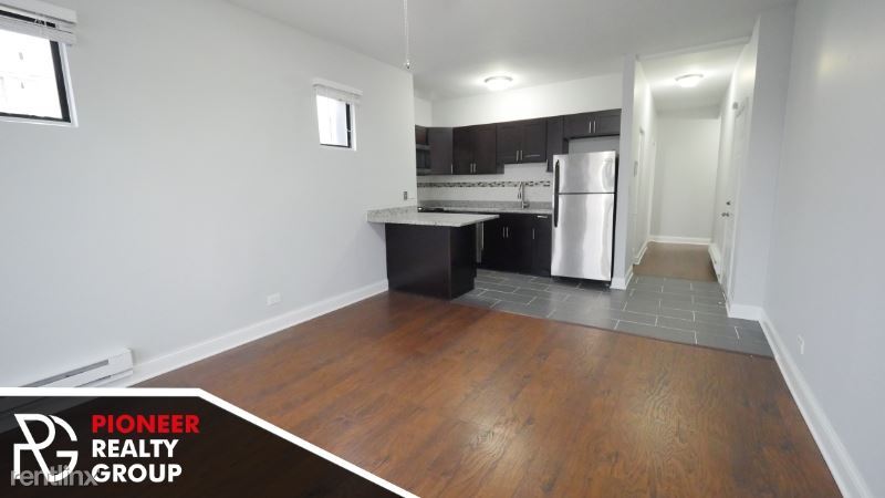 Primary Photo - 3641 W Dickens Ave