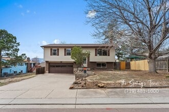 Building Photo - 1730 Hathaway Dr