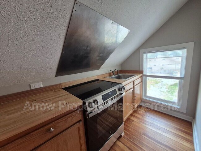 Foto del edificio - 2727 P St