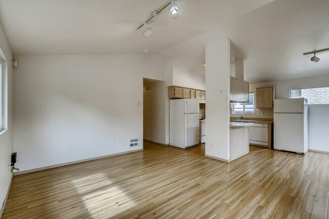 Foto del edificio - 5205 11th Ave NE