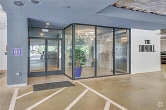 Building Photo - 6890 Peachtree Dunwoody Rd