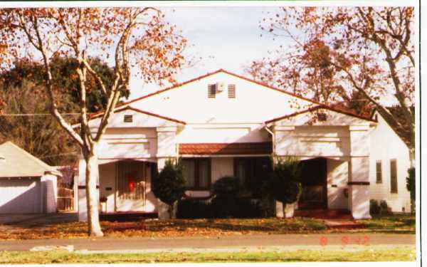 Primary Photo - 1330-1332 N Yosemite St