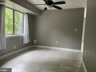 Foto del edificio - 1102 Timber Creek Rd