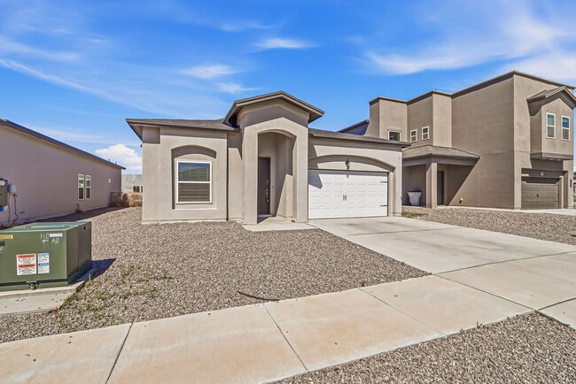 Building Photo - 941 Gulf Streams Ave