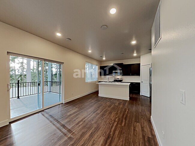 Foto del edificio - 4252 177th St E