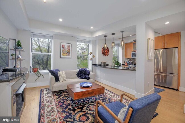 Foto del edificio - 2914 11th St NW
