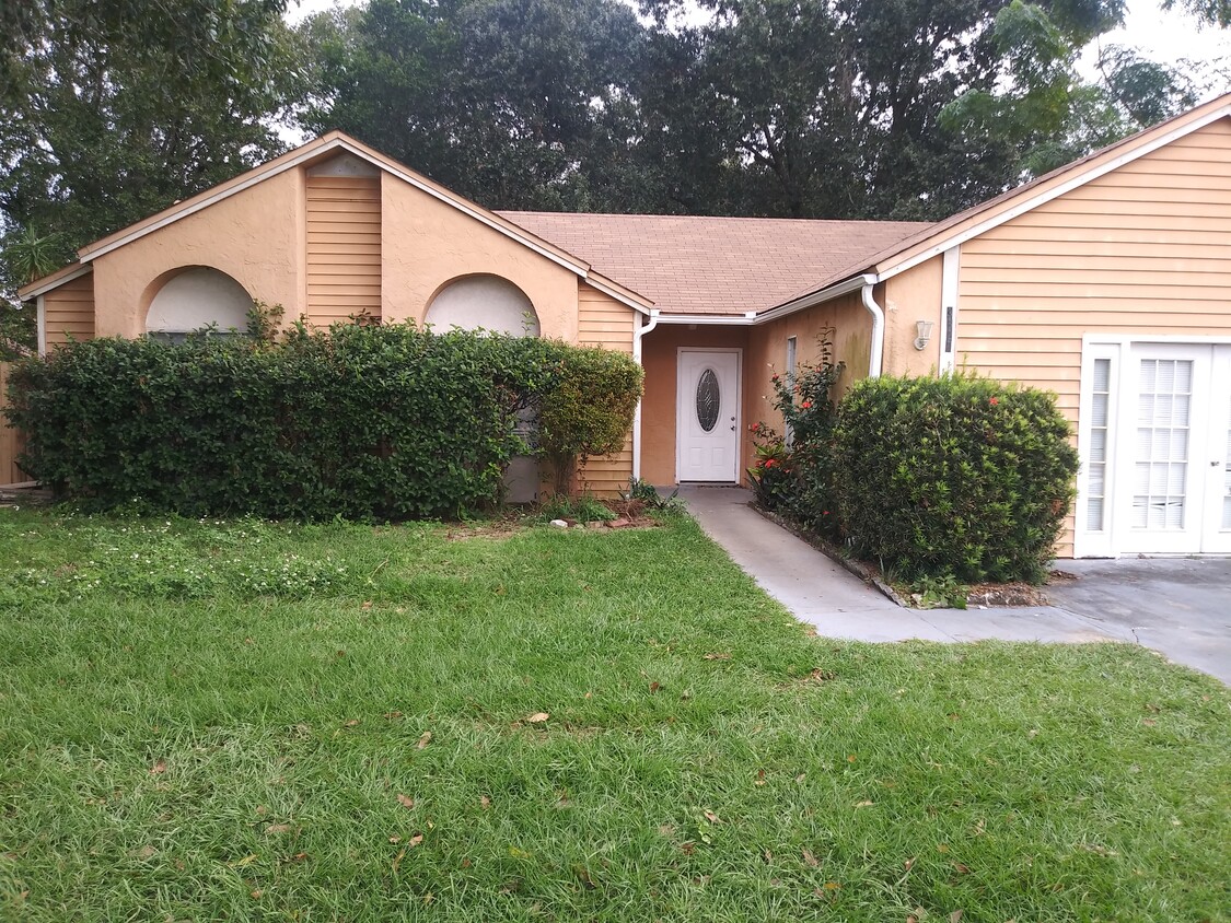 House front - 3627 Powers Ridge Ct