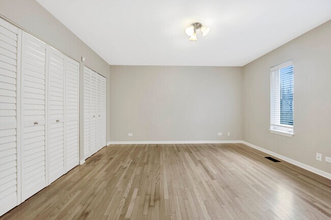 Building Photo - 2331 N Lister Ave