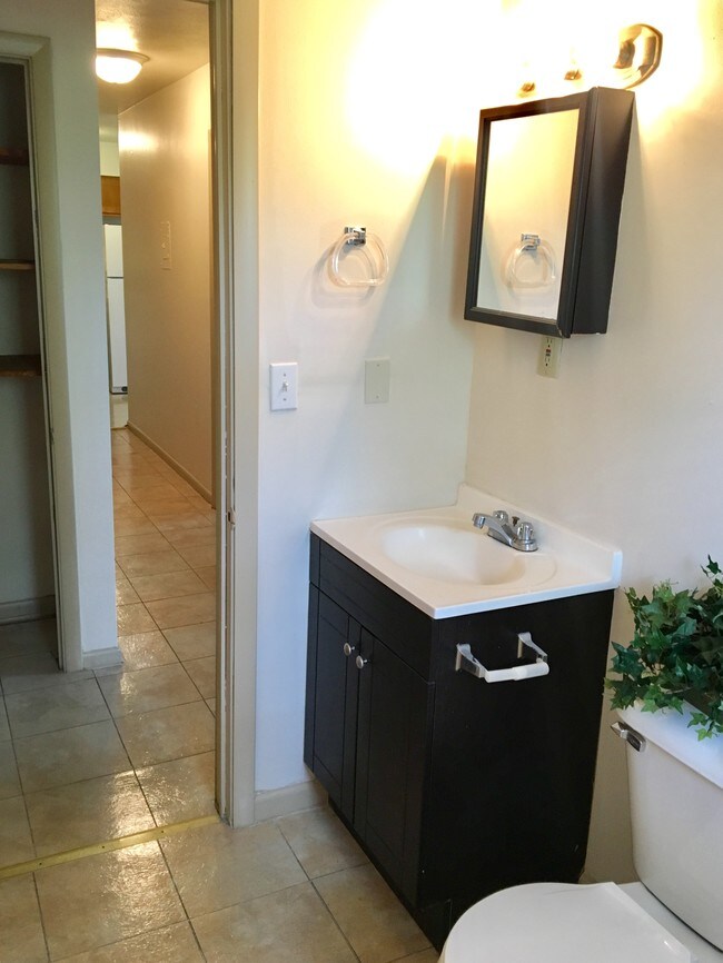 Shamrock Apartments Apartments Indianapolis, IN