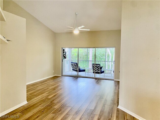 Foto del edificio - 3785 Fieldstone Blvd
