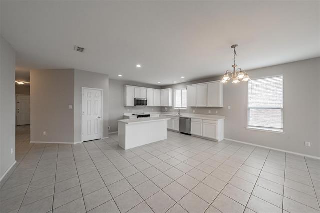 Building Photo - 2404 Bermont Red Ln