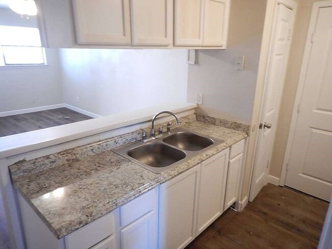Building Photo - 11503 Bay Cedar Dr