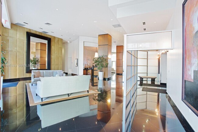 Foto del edificio - 3101 S Ocean Dr