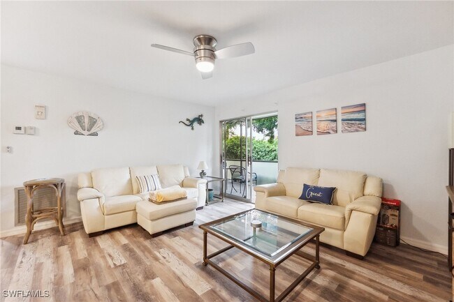 Foto del edificio - 8081 S Woods Cir