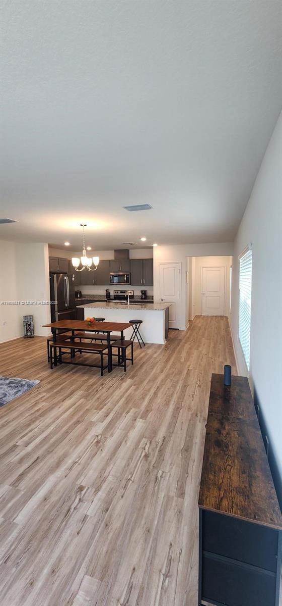 Foto del edificio - 9348 Westside Hls Dr