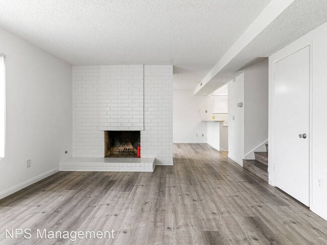 Building Photo - 3 br, 2.5 bath Apartment - 2059 West 157th...