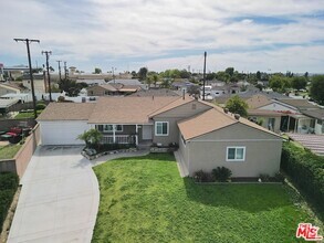 Building Photo - 14908 Steprock Dr