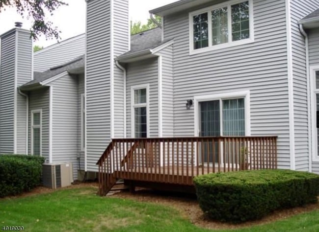 Building Photo - 11 Schill Pl