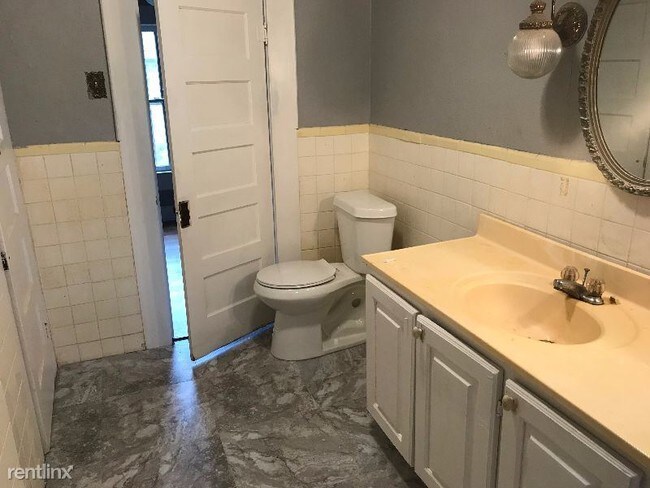 Foto del edificio - 1 br, 1 bath House - 631 E. Gonzales