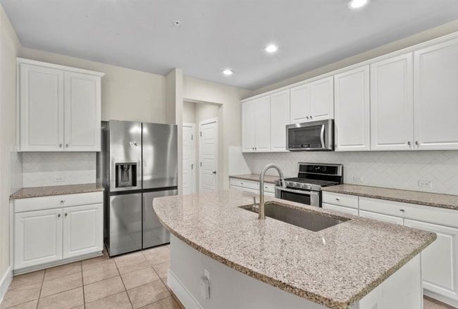 Building Photo - 213 Bridgeford Dr