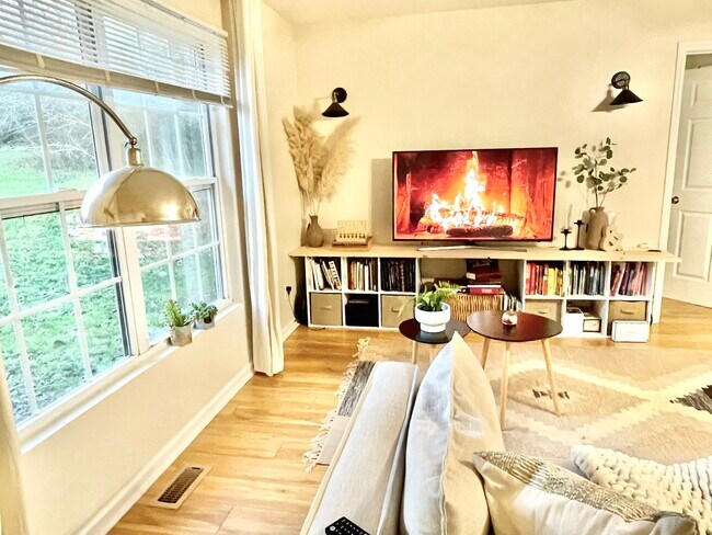 Foto del edificio - 223 Orchard Ln