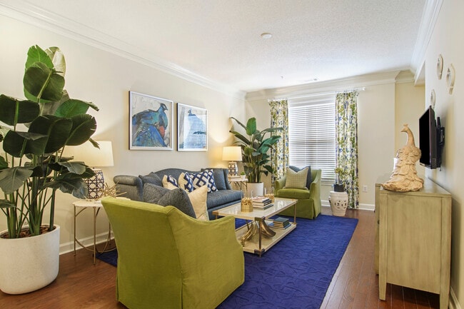 Building Photo - Gables Montclair