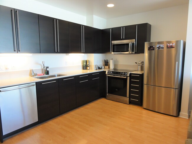 Kitchen - 1160 Mission St