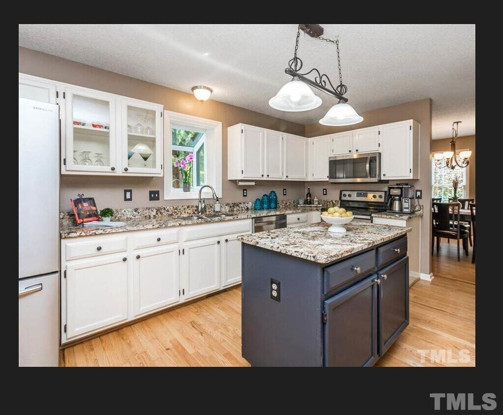 Building Photo - 208 Castle Hayne Dr