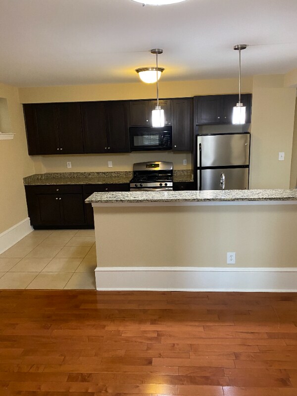 Building Photo - 1921 Kalorama Rd NW