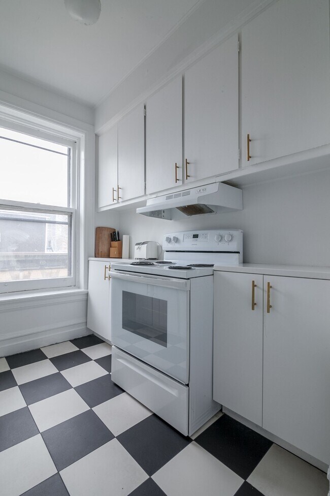 Photo du bâtiment - 1245 Rue St Marc