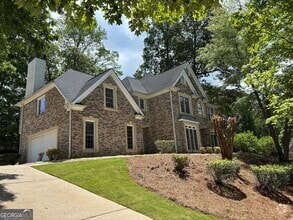 Building Photo - 753 Hayes Ct