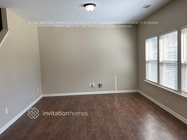 Foto del edificio - 1896 Logan Ridge Cir