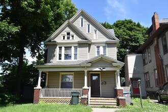 Building Photo - 508 S St Joseph St