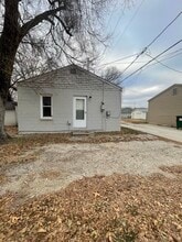 Building Photo - 107 2nd St