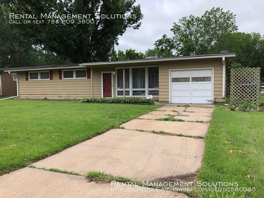 Primary Photo - 1425 SW Caledon- 3BED/1BATH