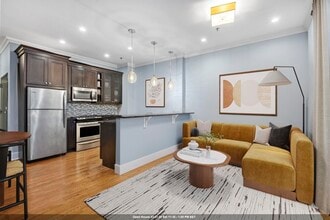 Building Photo - 313 1st St