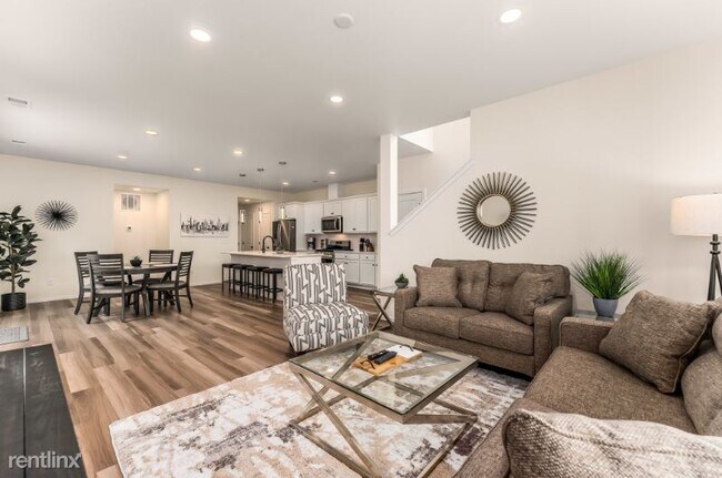 Building Photo - 3 br, 2.5 bath House - 5842 Isabella Avenue
