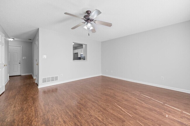 Foto del edificio - Spacious 2 Bedroom Townhome in Horn Lake