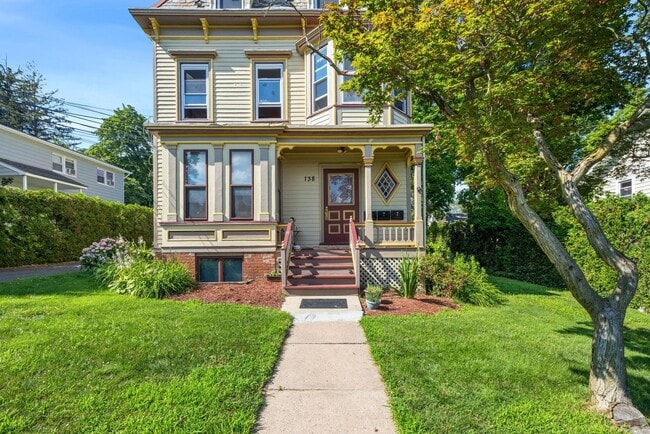 Building Photo - 138 High Ave